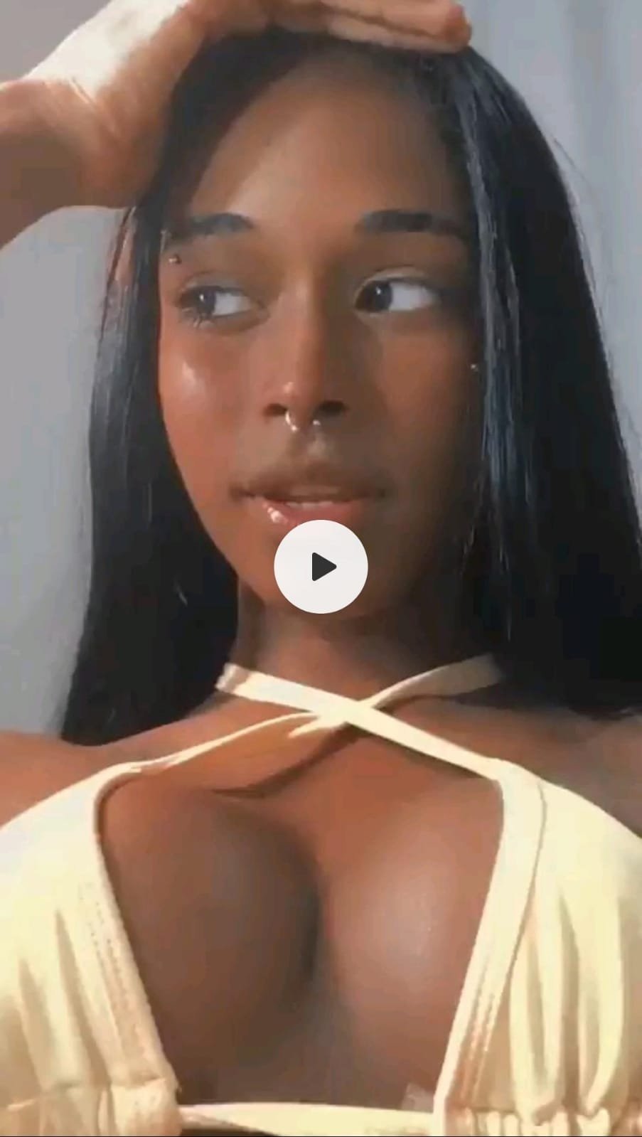 Victória Simonns Pelada no Privacy